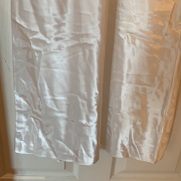 🌟HP🌟NWT Lingerie White Night Gown - size M - Picture 3 of 9